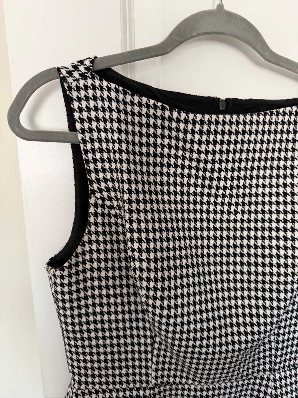 Amanda Uprichard Black & White Houndstooth Sleeveless Mini Dress - M - WORN ONCE - Picture 3 of 5